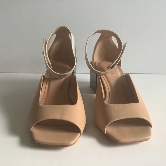 Carrano Open Toe, Tortoise Stacked Heel Sandal, EUC, Size 8.5 - Picture 4 of 14